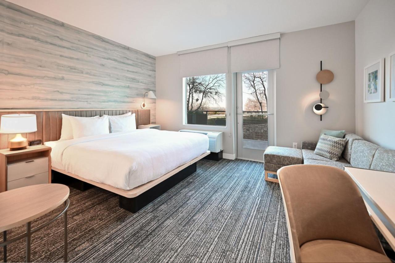 Towneplace Suites By Marriott Dallas ร็อควอลล์ ภายนอก รูปภาพ